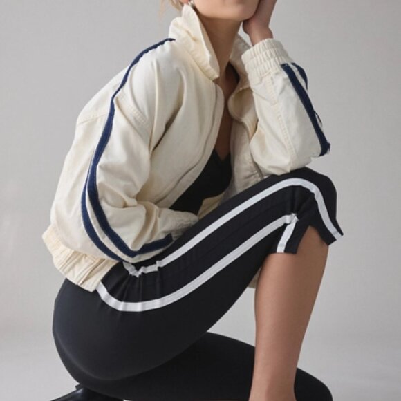 TWO Pairs of Urban Outfitters Jogger/Legging style Capris, Lt Bl & Blk, SMALL - Picture 12 of 13